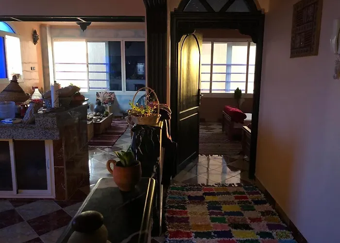 Wave Stay Hostel - Sea View